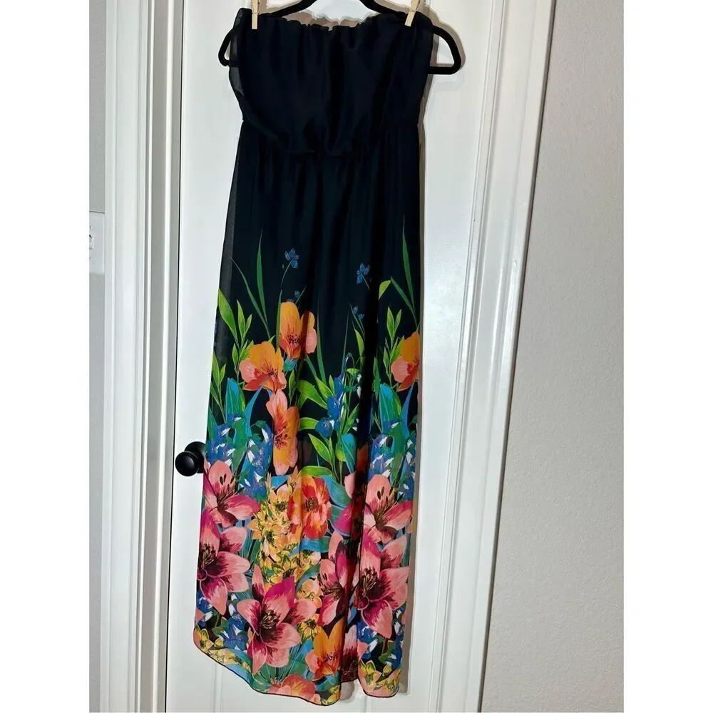 Maurice’s size M black floral strapless beach dress